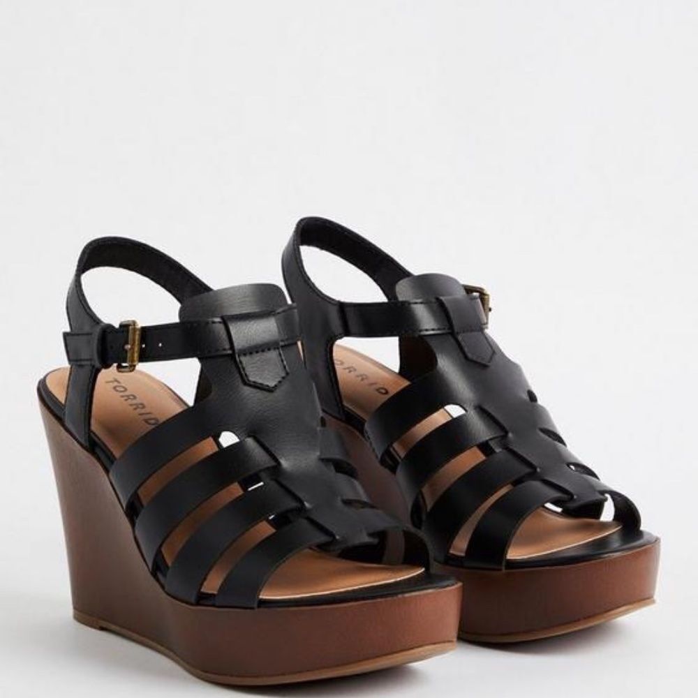 Torrid Black NWT Faux Leather Fisherman Wooden Wedge‎ Platform Sandals Sz 12WW